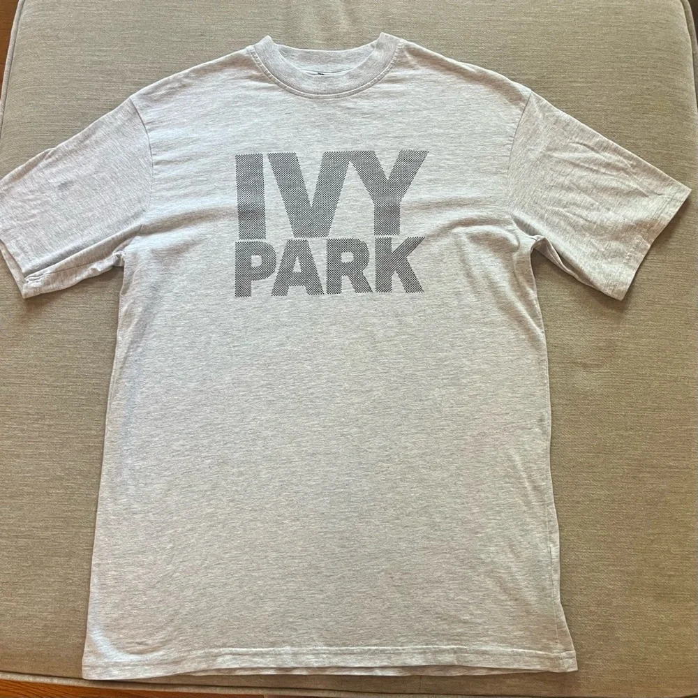 Ivy Park Grey Ivy Park Graphic Tee A21